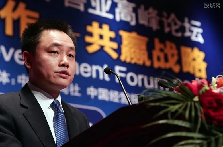 黄光裕已经出狱了吗 当年为什么会被判刑坐牢