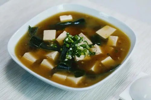 海带豆腐汤的做法 家常海带豆腐汤做法介绍