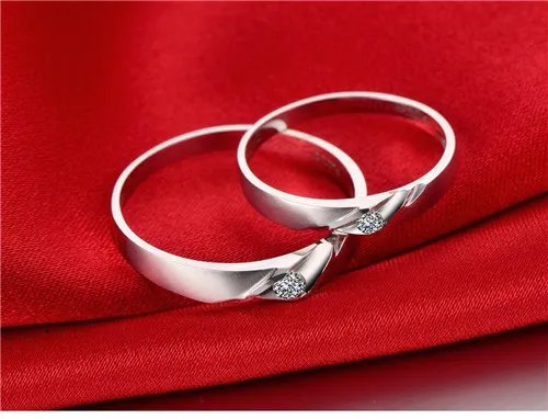 结婚戒指男方的由谁买 结婚戒指一般是谁买单