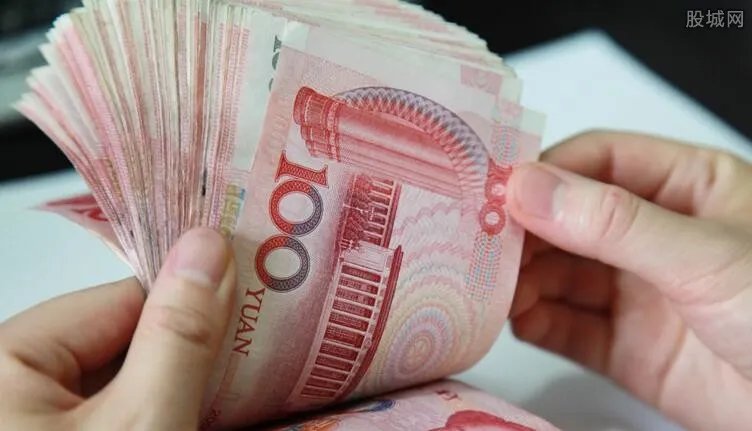 2018中国女富豪榜完整名单 前三名分别是谁？