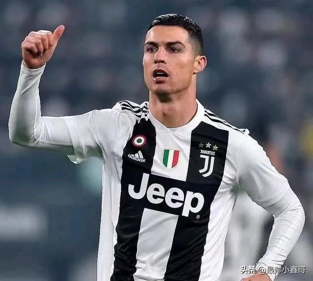 被球迷挑衅叫梅西,C罗摸裆回应,他会被追加处罚吗?