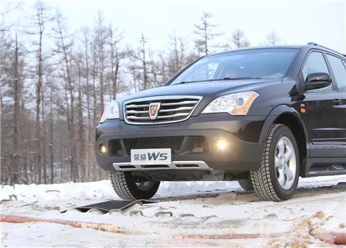 雪地胎什么牌子好 如何保养轮胎