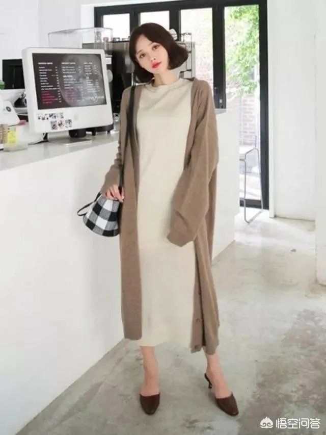 今年秋季比较流行什么样的外套呢?