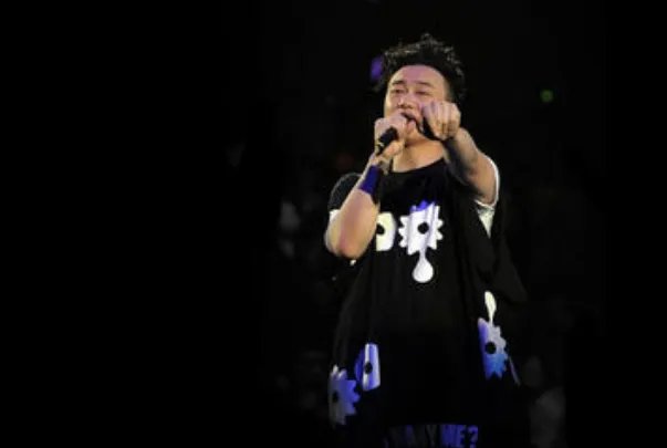 陈奕迅最好听的歌曲top10：《红玫瑰》上榜，第八如痴如醉