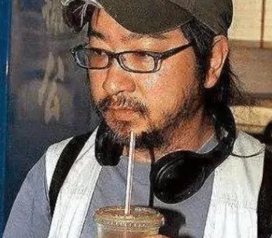 刘德华弟弟罕见露面