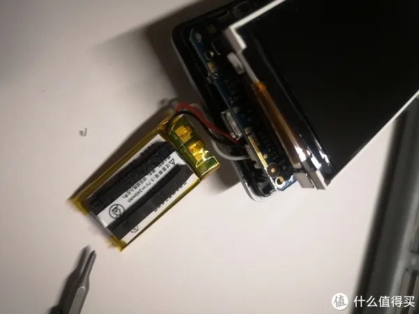 小蚁行车记录仪复活记(简单拆解+换电池)