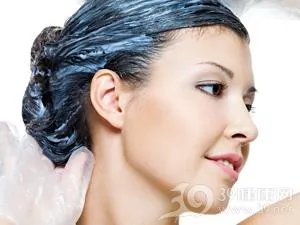 群体性癔症的表现 哪些情况会引起群体性癔症