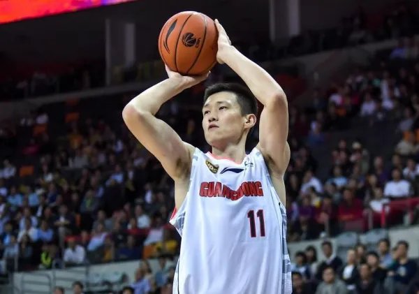 广东宏远队队员名单