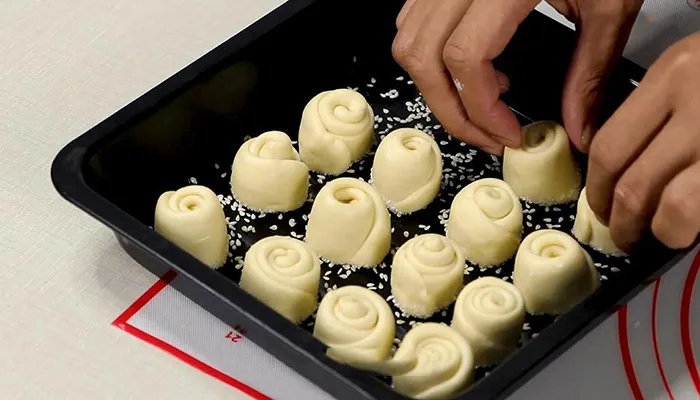 蜂蜜小面包的做法 怎样烤蜂蜜面包