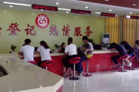 上海民政局周末上班吗