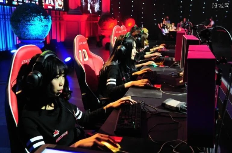 电竞公交车miss 韩懿莹素颜照黑历史大曝光