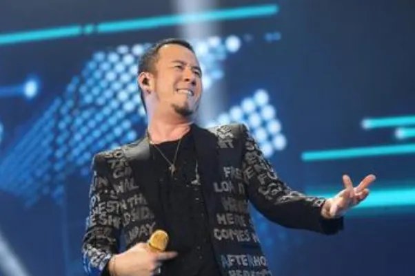 杨坤十大经典歌曲排行榜：《无所谓》上榜，第一无人能及