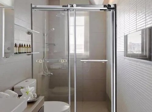 卫生间隔断材料有哪些