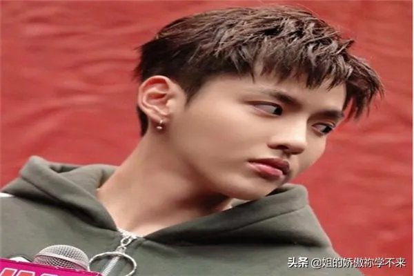 韩式男生发型？