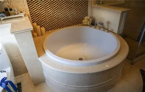 浴缸标准尺寸是多少 提前了解让浴室空间更合理