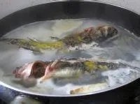 嘎鱼炖豆腐的家常做法？