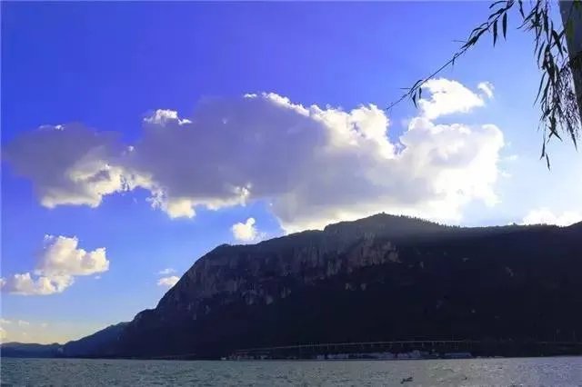 昆明，你就是个P！