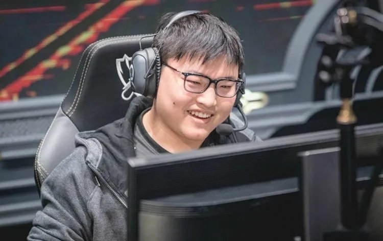 s7直播中fnc赢了么？