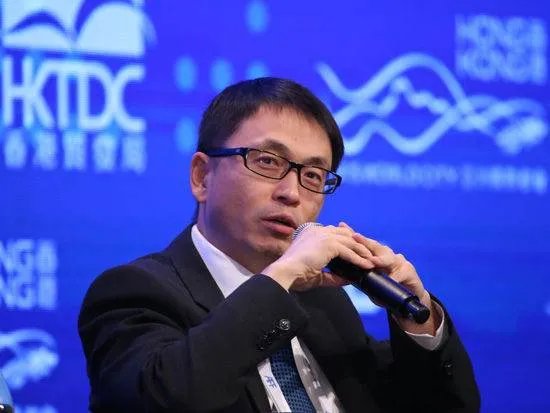 与彭于晏八卦爆了圈的张磊，到底是谁？