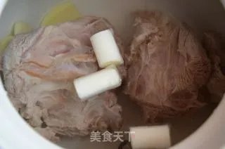 卤牛肉