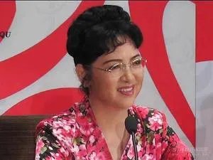 耿莲凤的人物评价