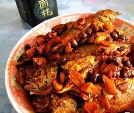 蒜烧小黄鱼怎么做好吃 好吃的蒜烧小黄鱼做法