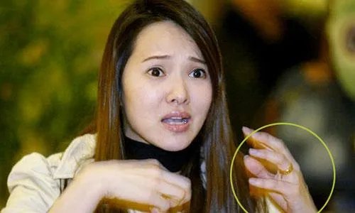 伊能静首次正面回应哈利穿女装，力挺儿子有错吗？