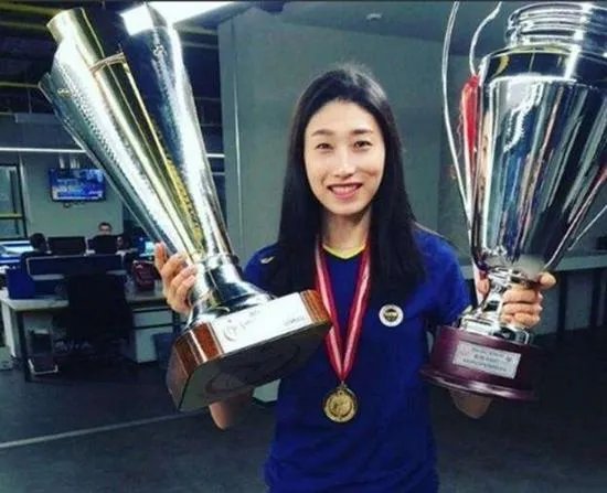 中国女排完胜韩国女排,单局打出25-4,世界顶级比赛中还有比这更悬殊的较量吗?