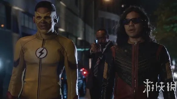《闪电侠》第四季预告正式公布 巴里艾伦回归登场