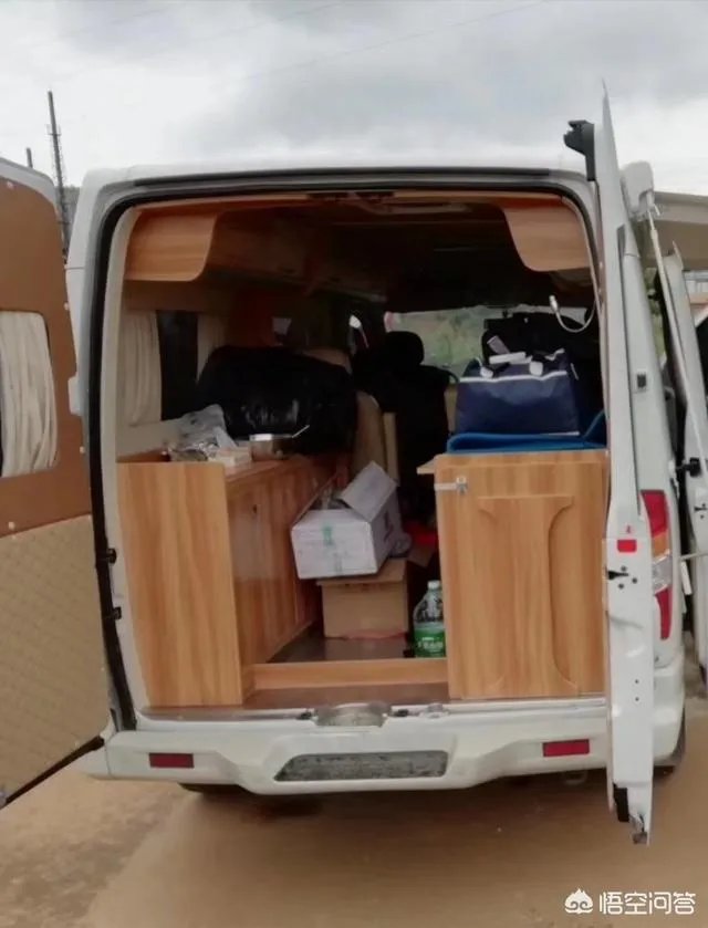 想买辆上汽大通改个房车，浴室怎么改？