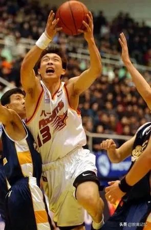 山西篮球历史上出现过哪些著名的运动员？谁来说说？