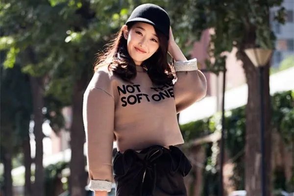 尹正点赞蒋梦婕微博，恋爱时你们会在网络上频繁互动吗？