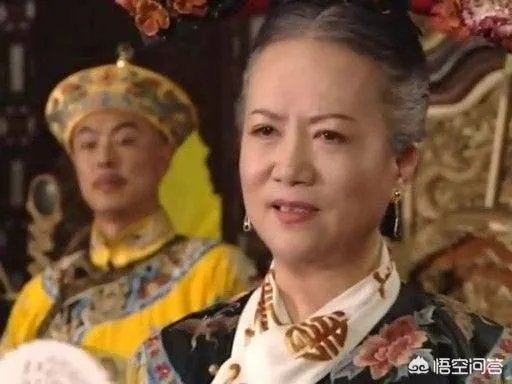 还珠格格里的老佛爷真的是甄嬛吗?