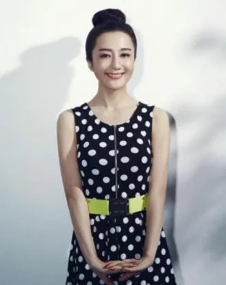 李依晓图片个人资料：李依晓结婚了吗