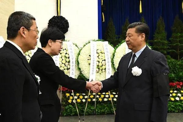 罗豪才什么时候在京火化？