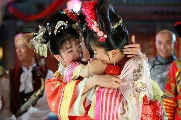 小燕子第一个孩子的名字有什么深意,乾隆最后才看懂?