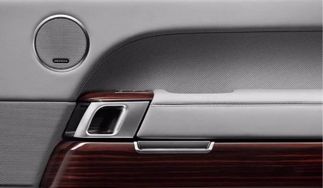 路虎揽胜到底有什么魅力,为什么这么多人喜欢?