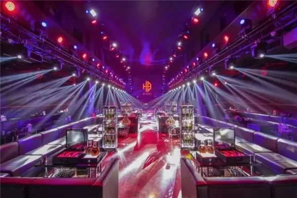 泉州十大酒吧排行榜:赫本酒吧上榜,潮人酒吧第七