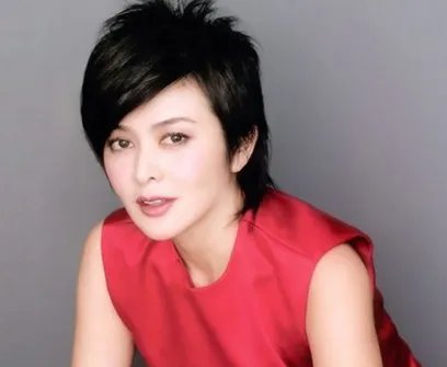 关之琳爸爸为何与关之琳不和 父母离婚成关之琳心中阴影