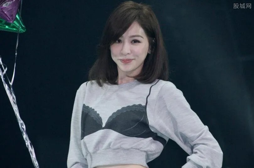 王心凌怒斥姚元浩 王心凌不雅照被前男友爆出