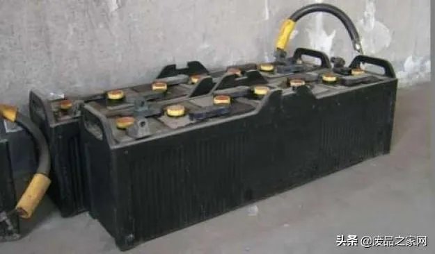 回收旧电瓶