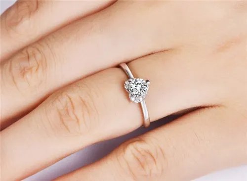 20分钻戒价格一般是多少 结婚买20分的钻戒合适吗