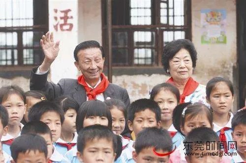 黎桂康的人物经历