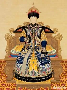 还珠格格里的老佛爷真的是甄嬛吗?