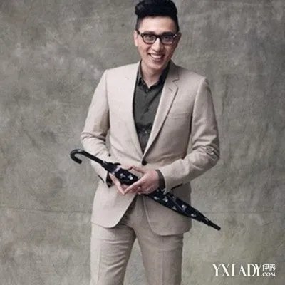 你知道华少的老婆是谁吗当年合租的女孩成老婆