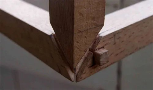 红木沙发价格贵不贵 红木沙发三大选购技巧