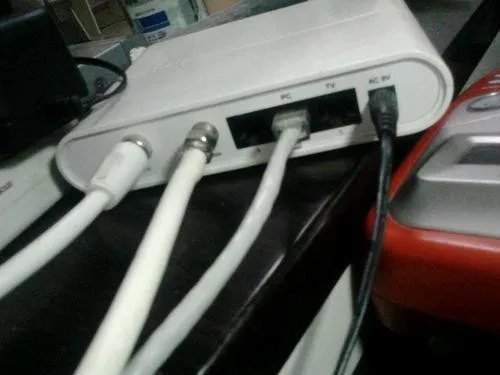 路由器连接光猫怎么设置