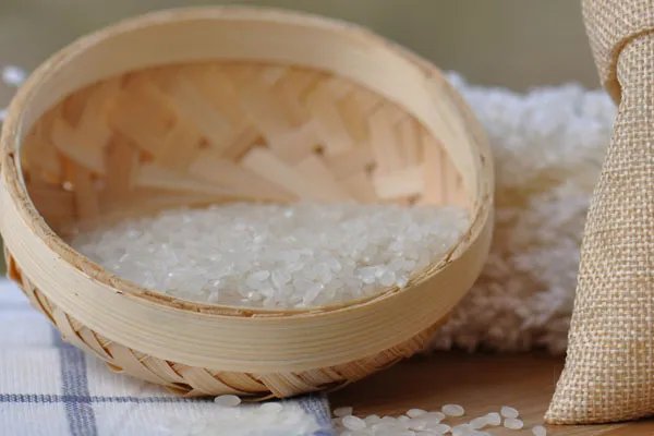 大米生虫还能吃吗