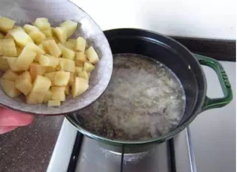 韩国大酱汤的做法是怎样的？