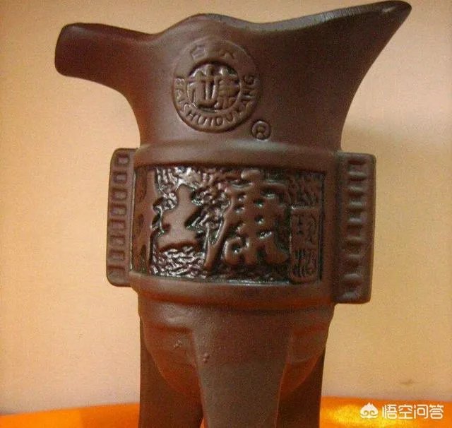 关于近期陕西媒体华山网将短歌行中的“何以解愁，唯有杜康”说成白水杜康，大家怎么看？